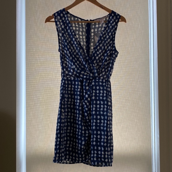 Blue and white wrap detail dress - Picture 4 of 4